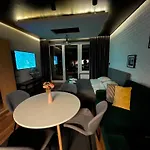 24 Premium Апартаменти