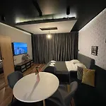 24 Premium Апартаменти *