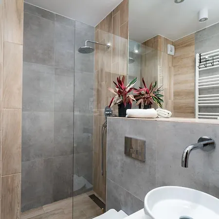 24 Premium * Wroclaw